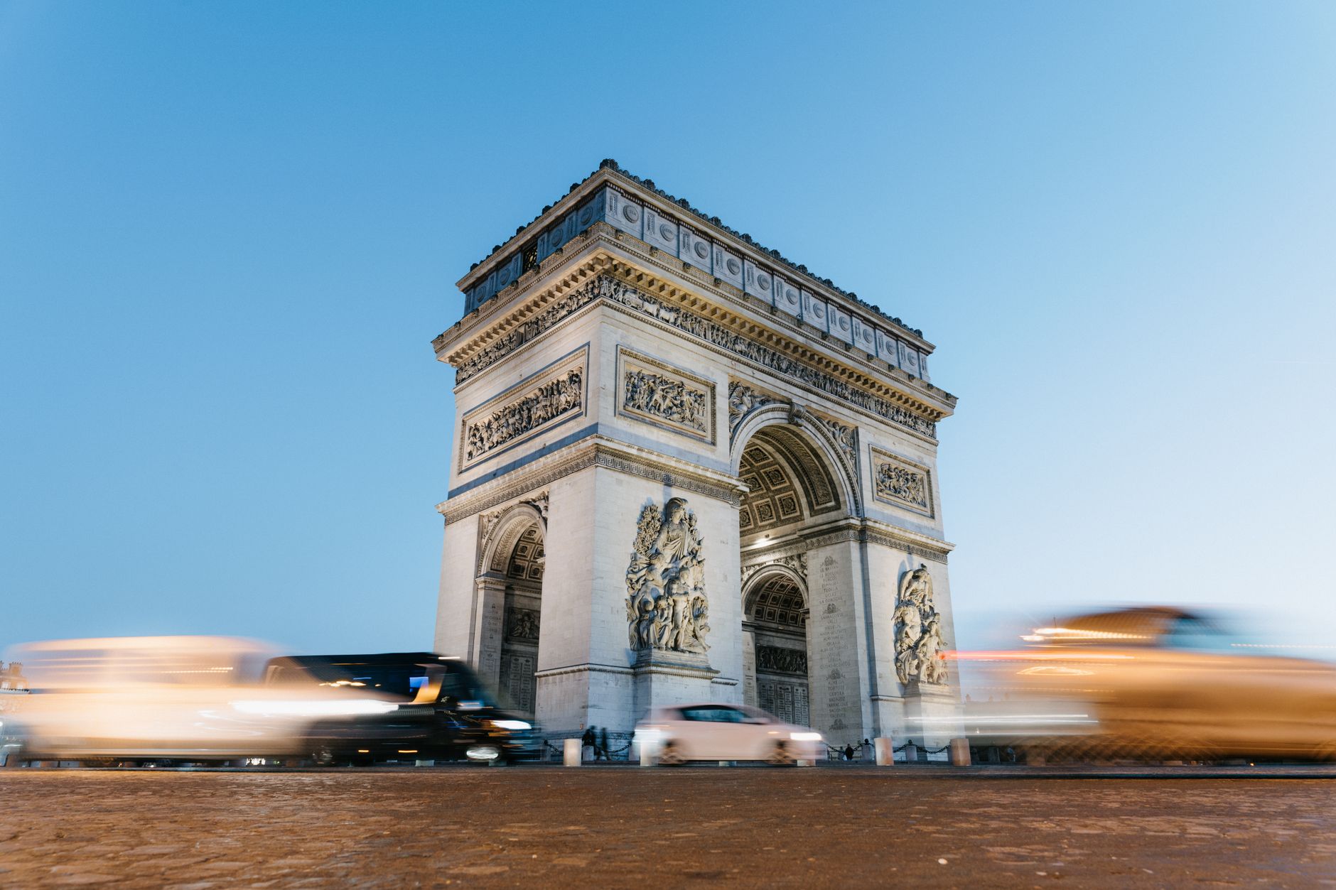 Choisir plateforme automatisation documents juridiques France